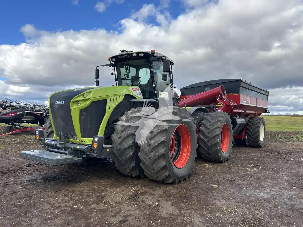 Tracteur CLAAS XERION 5000 2022